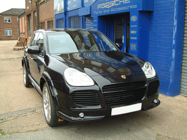 Porsche Cayenne MK1 fitted with SpeedArt spoilers 